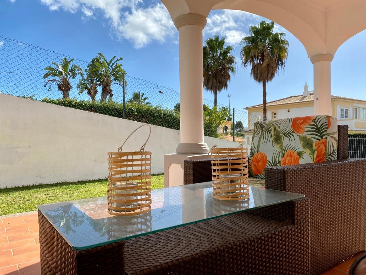 Villa Med - Private Pool, Garden, Sun All Day, Stunning Views Albufeira Kültér fotó