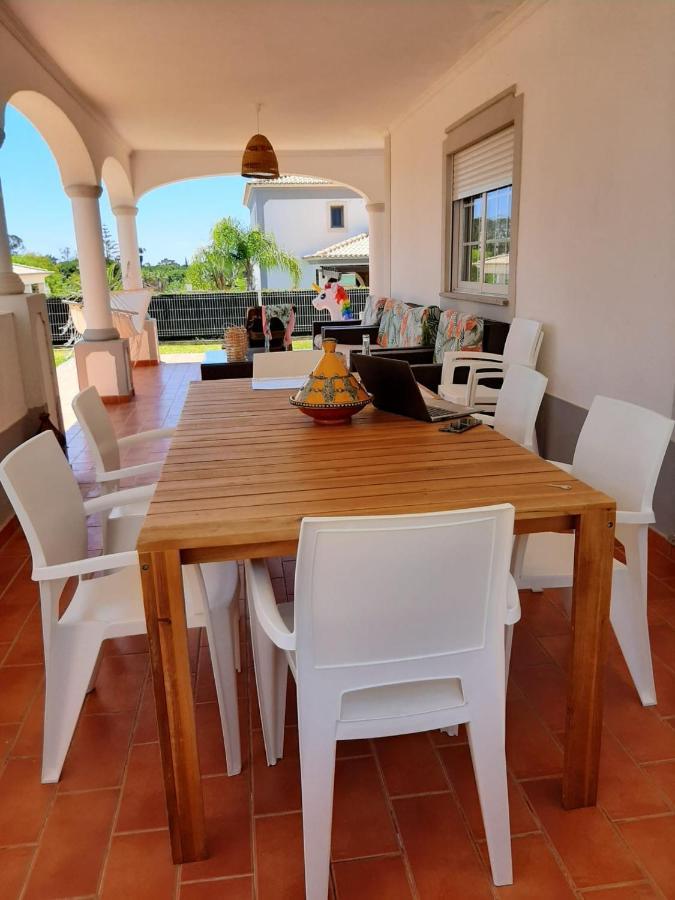 Villa Med - Private Pool, Garden, Sun All Day, Stunning Views Albufeira Kültér fotó