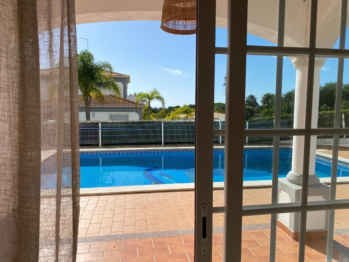 Villa Med - Private Pool, Garden, Sun All Day, Stunning Views Albufeira Kültér fotó